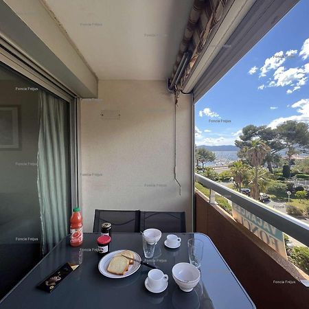 Studio Cabine A St-Raphael Avec Terrasse Et Parking, A 100M De La Plage - Fr-1-226A-23 Saint-Raphaël Εξωτερικό φωτογραφία