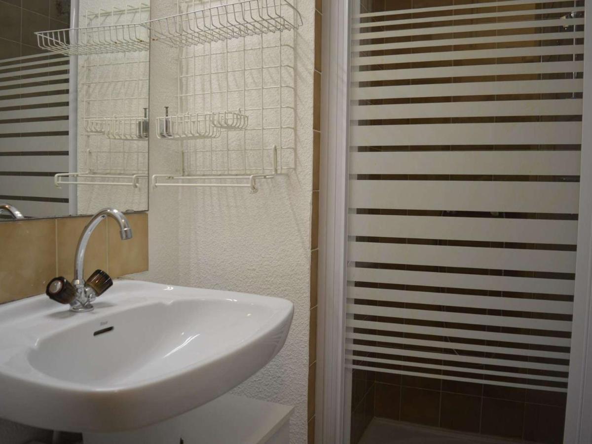 Studio Cabine A St-Raphael Avec Terrasse Et Parking, A 100M De La Plage - Fr-1-226A-23 Saint-Raphaël Εξωτερικό φωτογραφία
