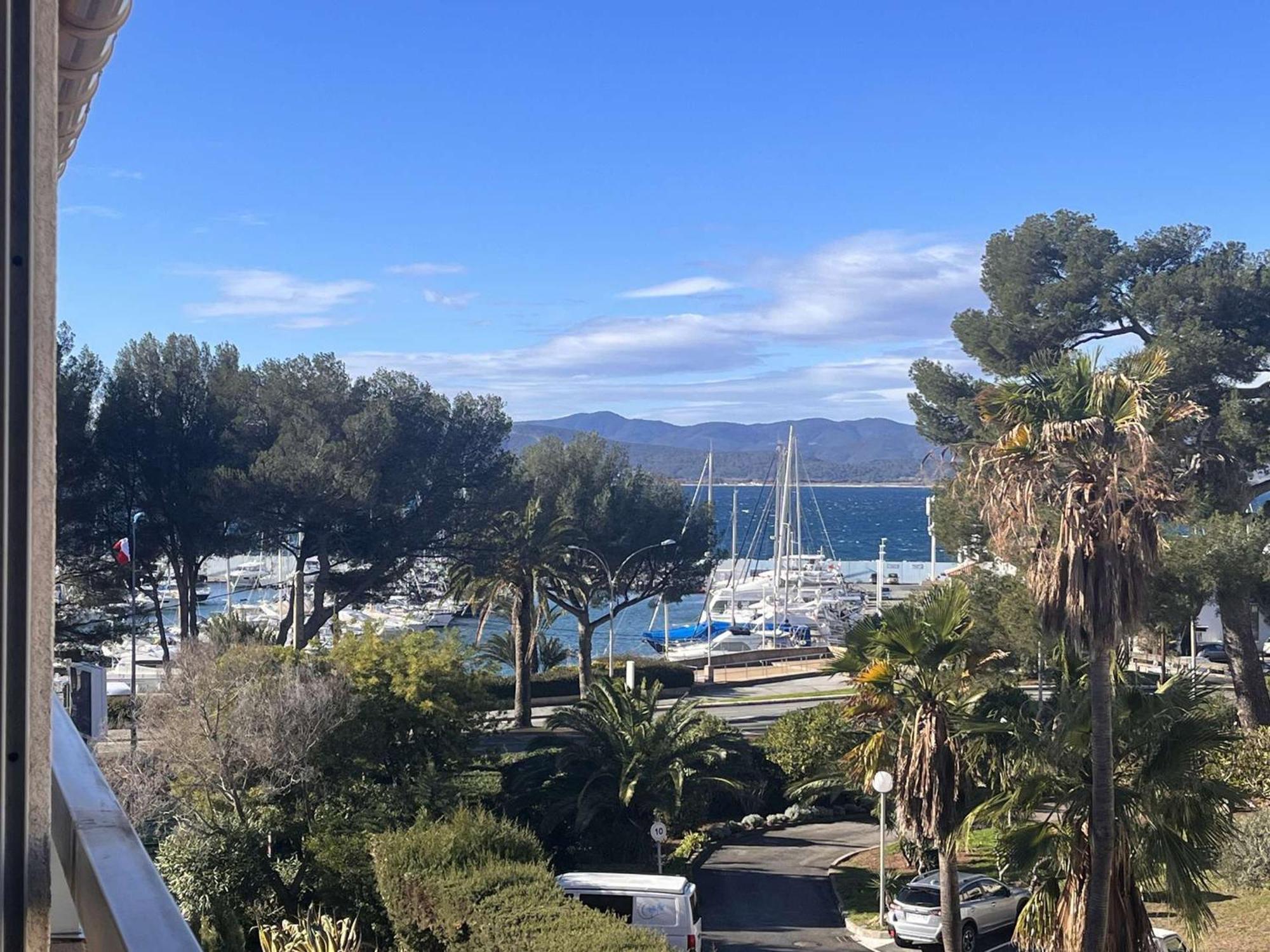 Studio Cabine A St-Raphael Avec Terrasse Et Parking, A 100M De La Plage - Fr-1-226A-23 Saint-Raphaël Εξωτερικό φωτογραφία